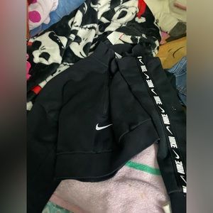 Black Nike quarter zip up crop jacket